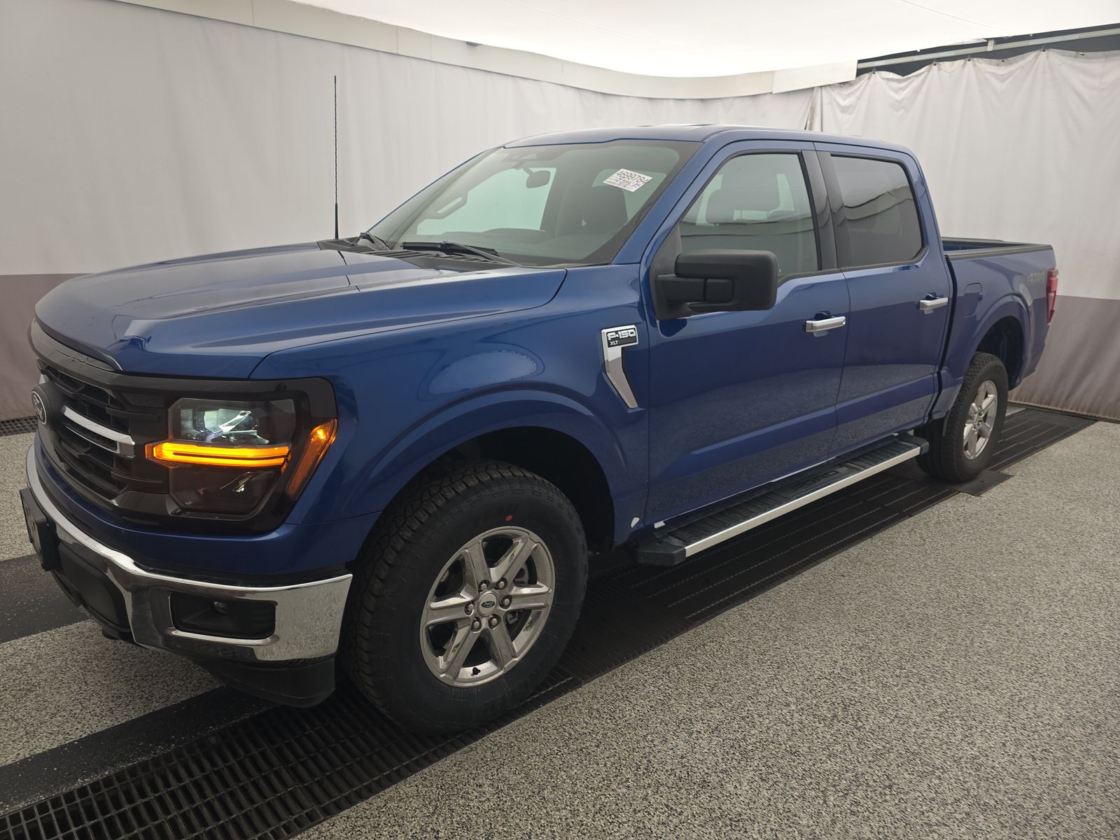 2025 Ford F-150 XLT AWD