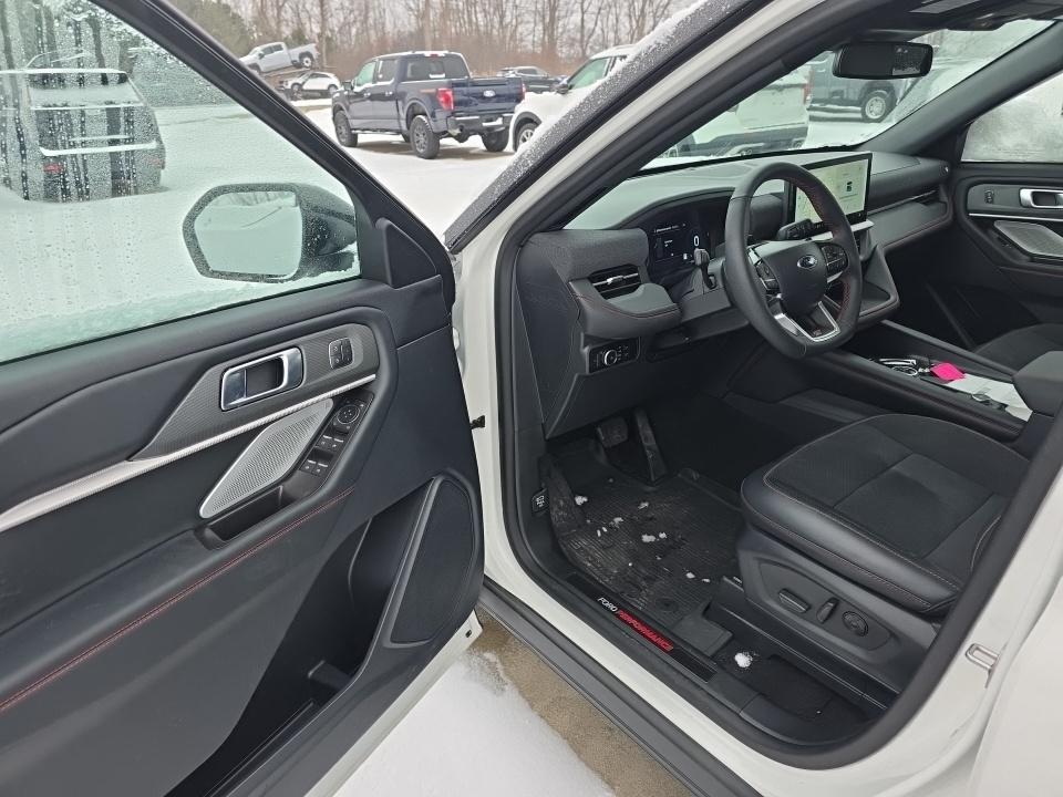 2025 Ford Explorer ST AWD