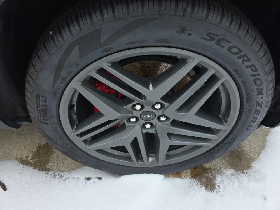 2025 Ford Explorer ST AWD