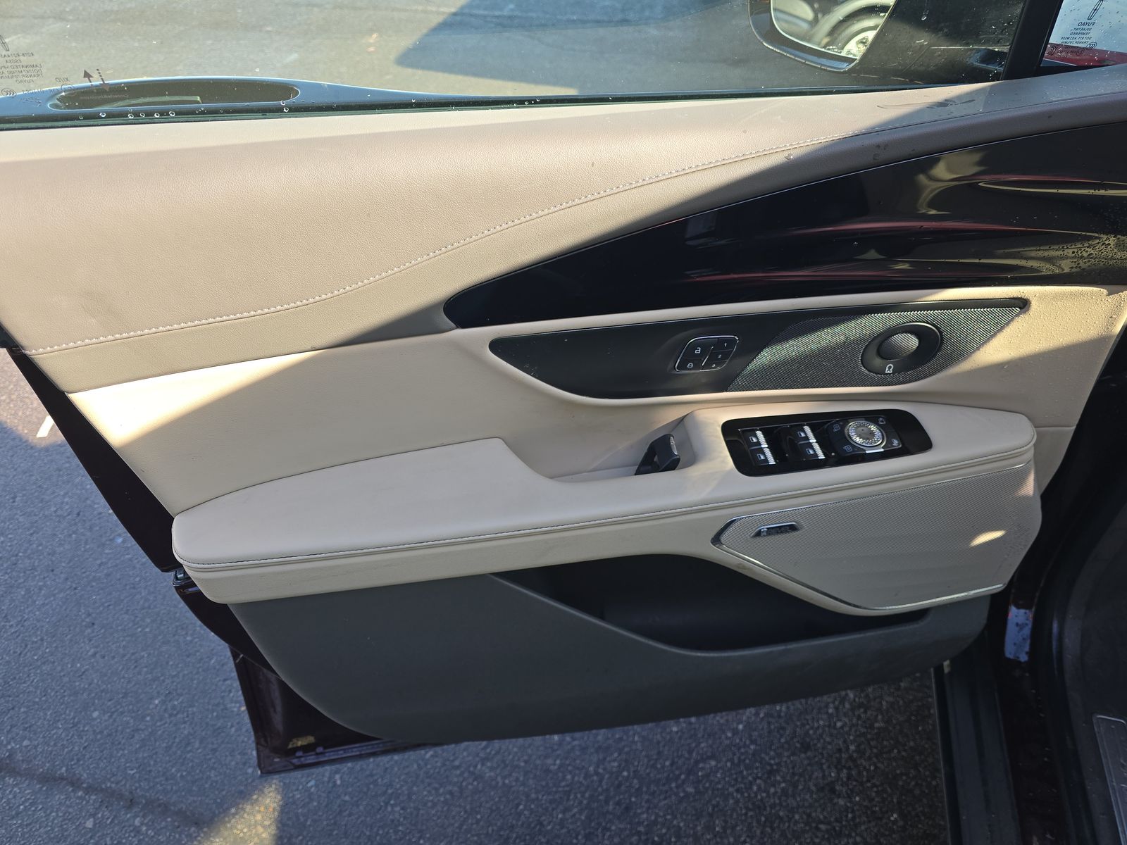 2025 Lincoln Nautilus Premiere AWD