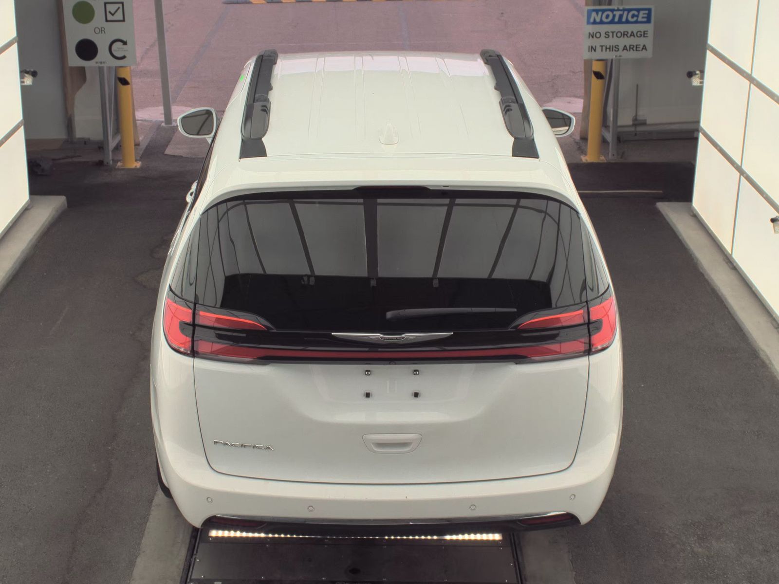 2022 Chrysler Pacifica Touring L FWD