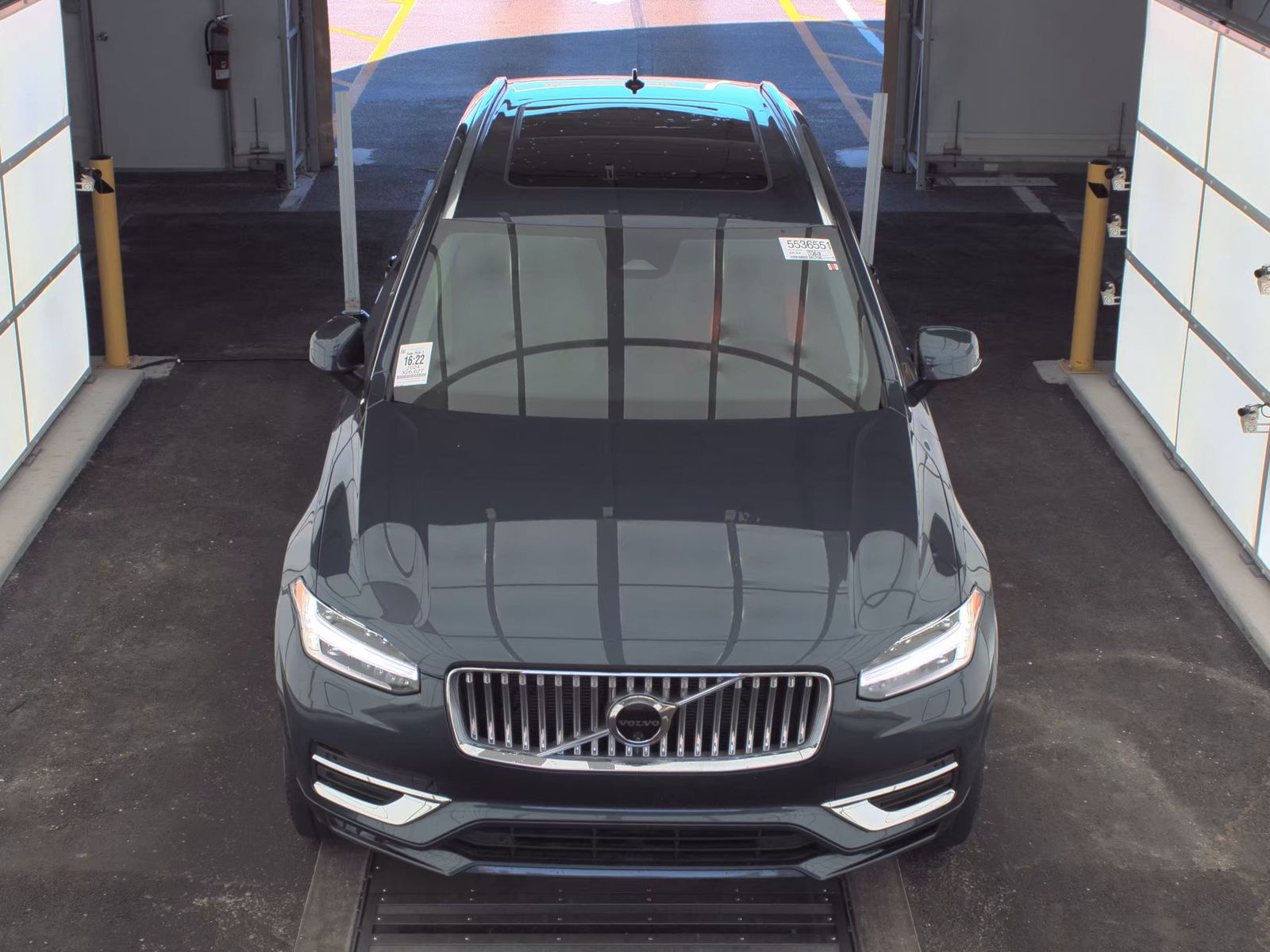 2024 Volvo XC90 B6 Plus AWD