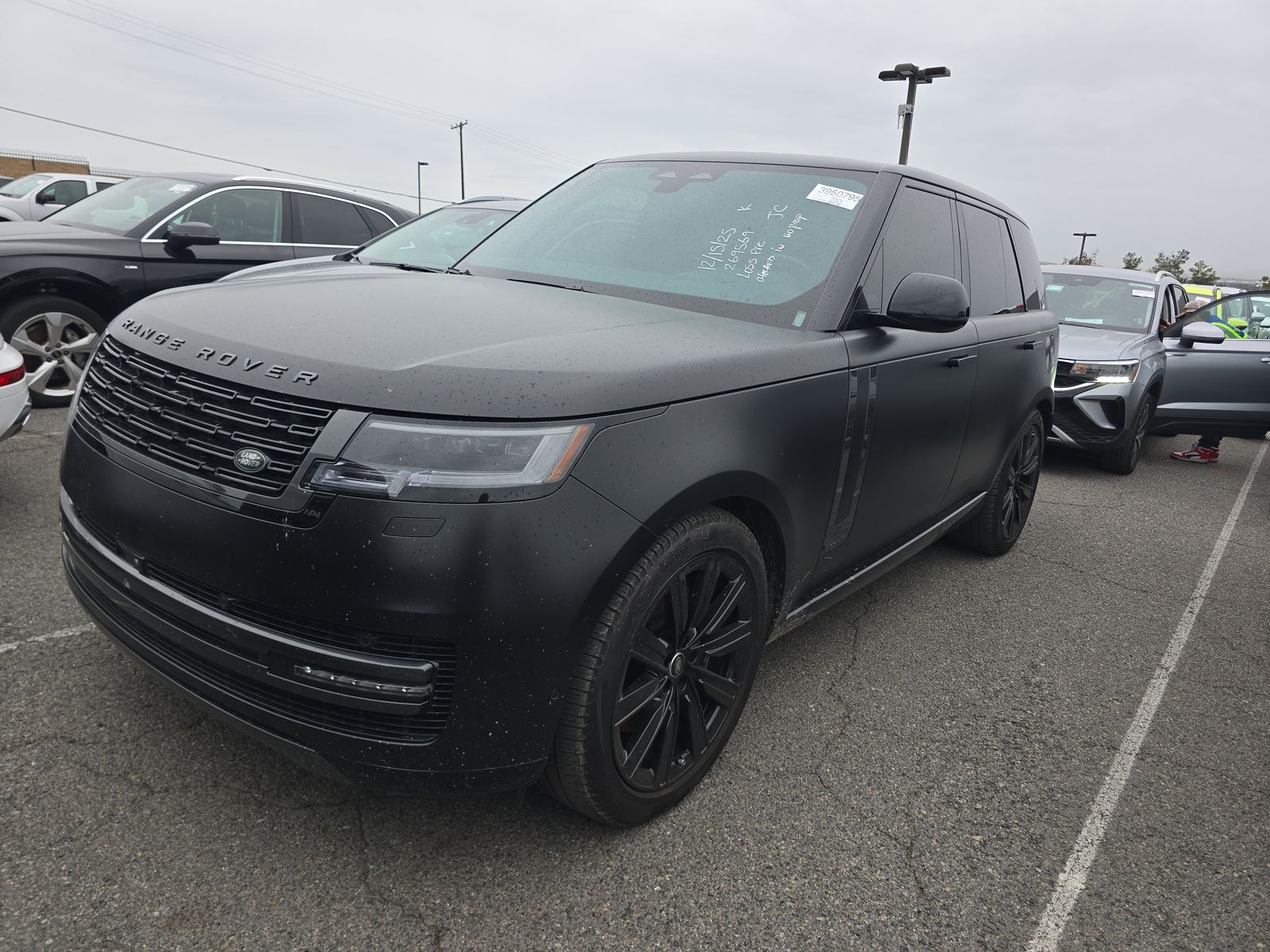 2025 Land Rover Range Rover Plug-In Hybrid Autobiography