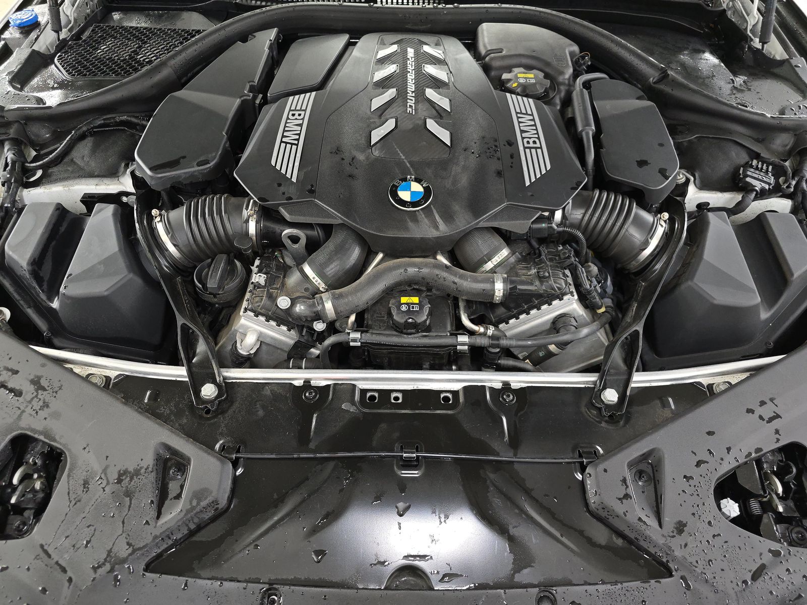 2023 BMW 8 Series M850i xDrive AWD