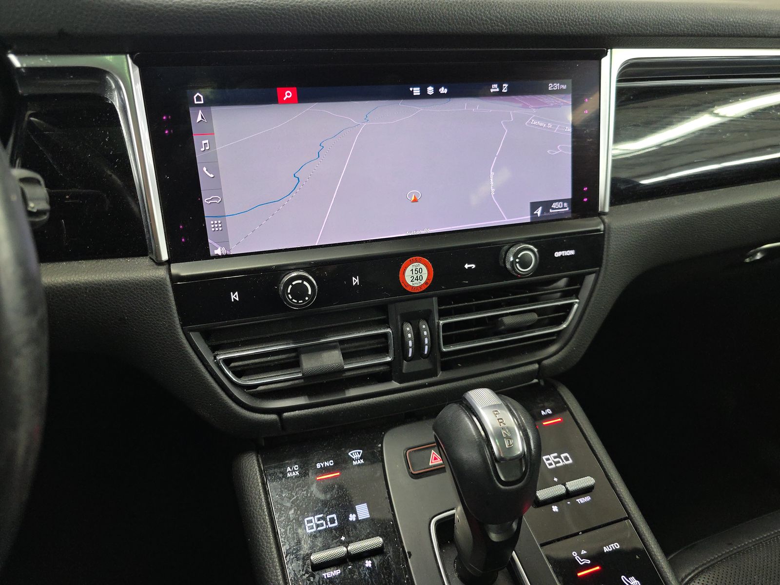 2022 Porsche Macan Base AWD