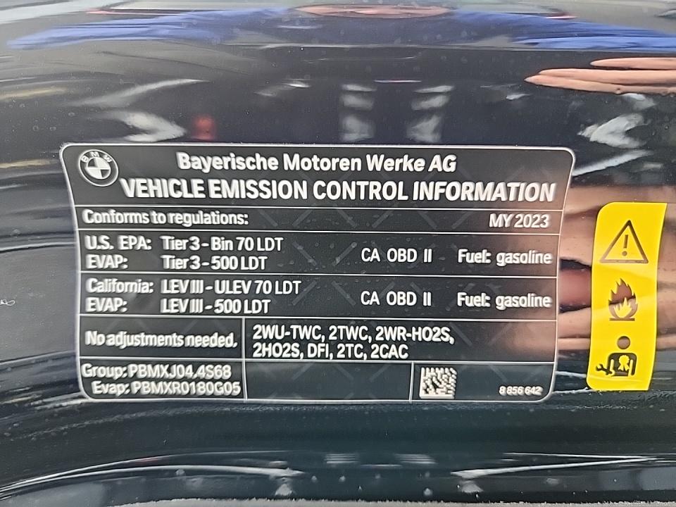 2023 BMW X7 M60i AWD