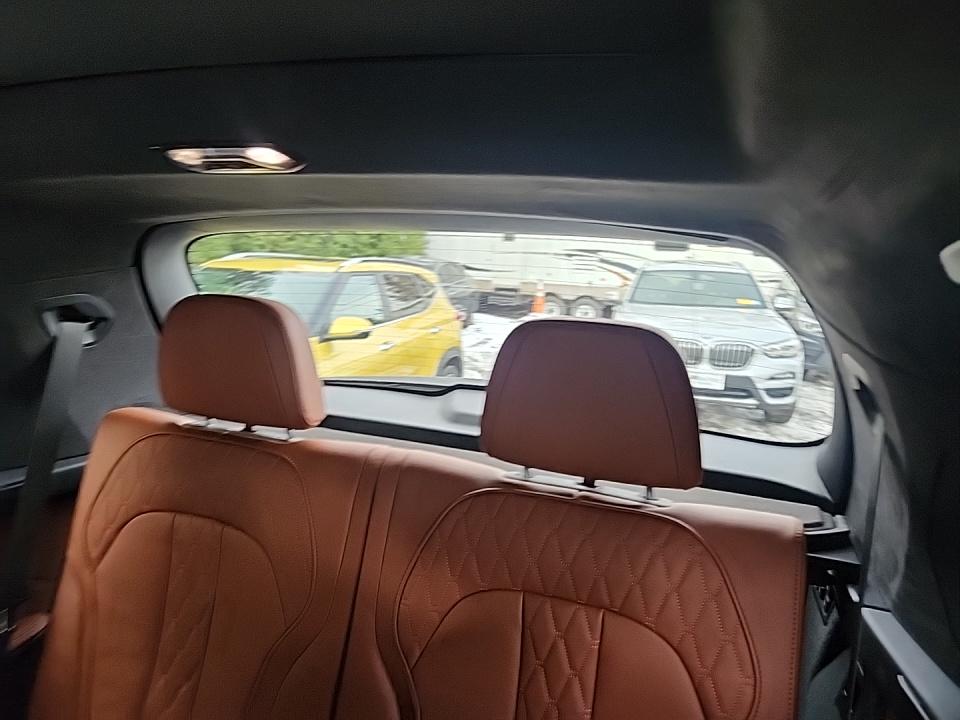 2023 BMW X7 M60i AWD