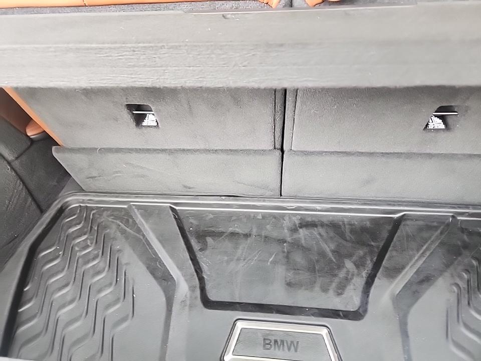 2023 BMW X7 M60i AWD