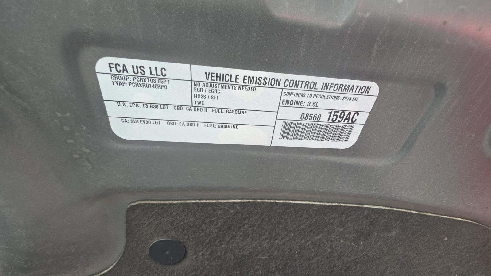 2023 Chrysler Pacifica Limited FWD