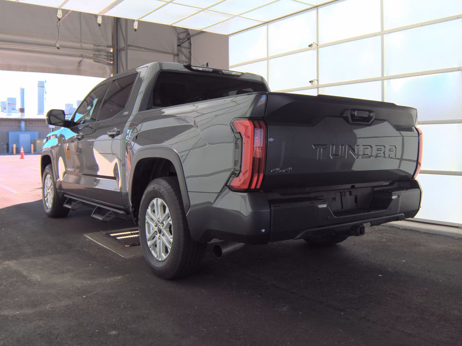 2023 Toyota Tundra SR5 AWD