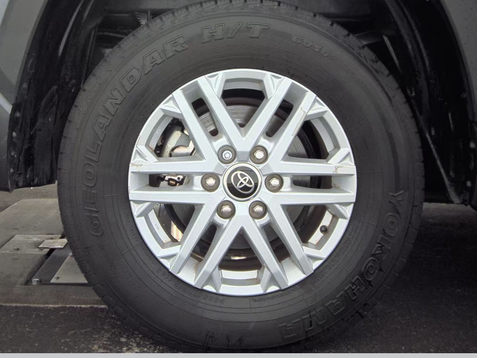 2023 Toyota Tundra SR5 AWD