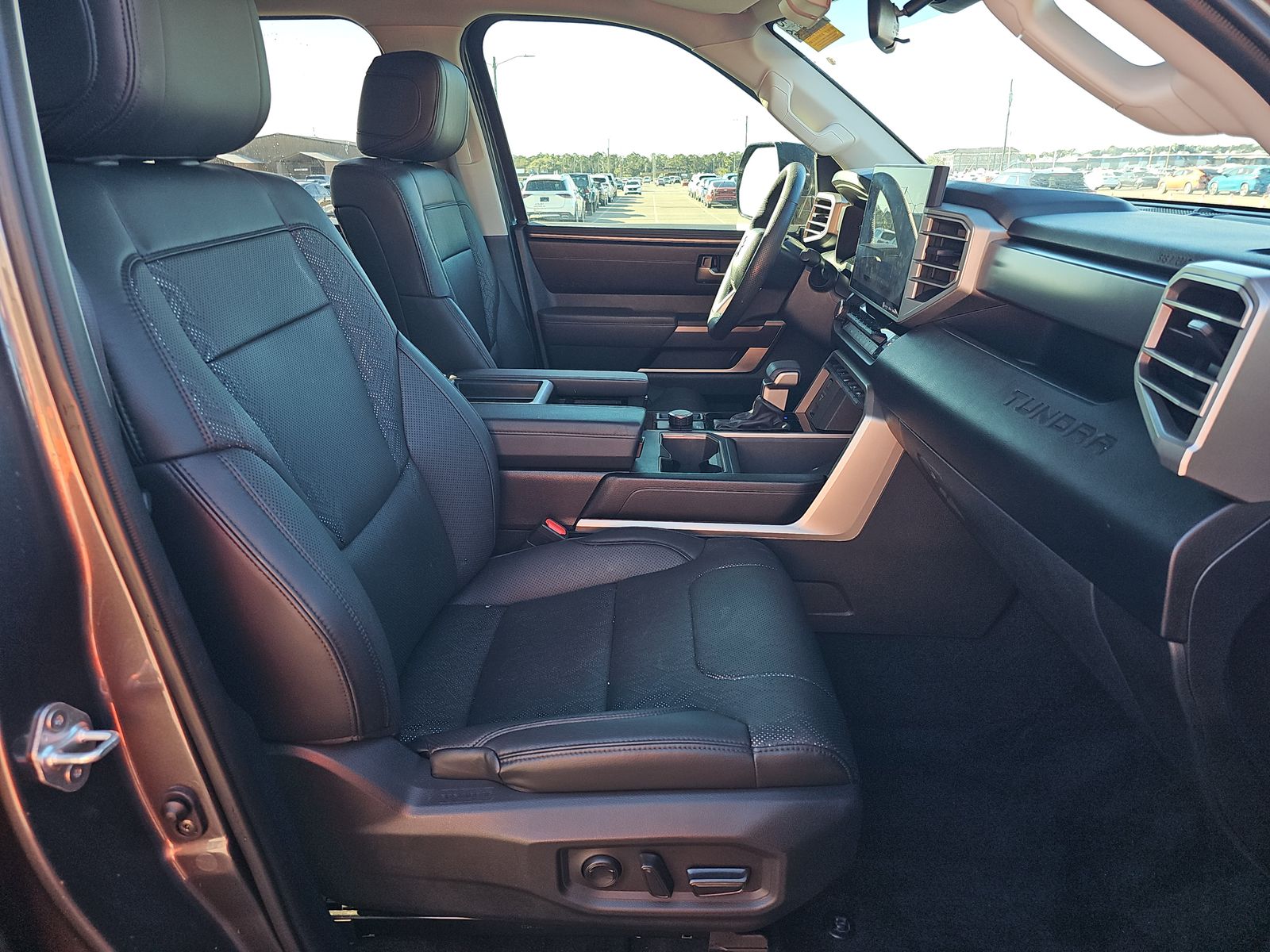 2023 Toyota Tundra SR5 AWD