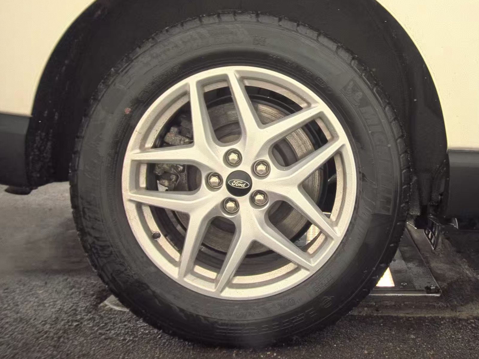 2023 Ford Edge SEL AWD