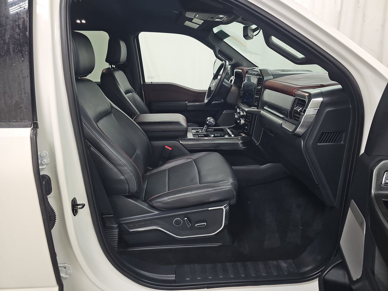 2022 Ford F-150 Lariat AWD