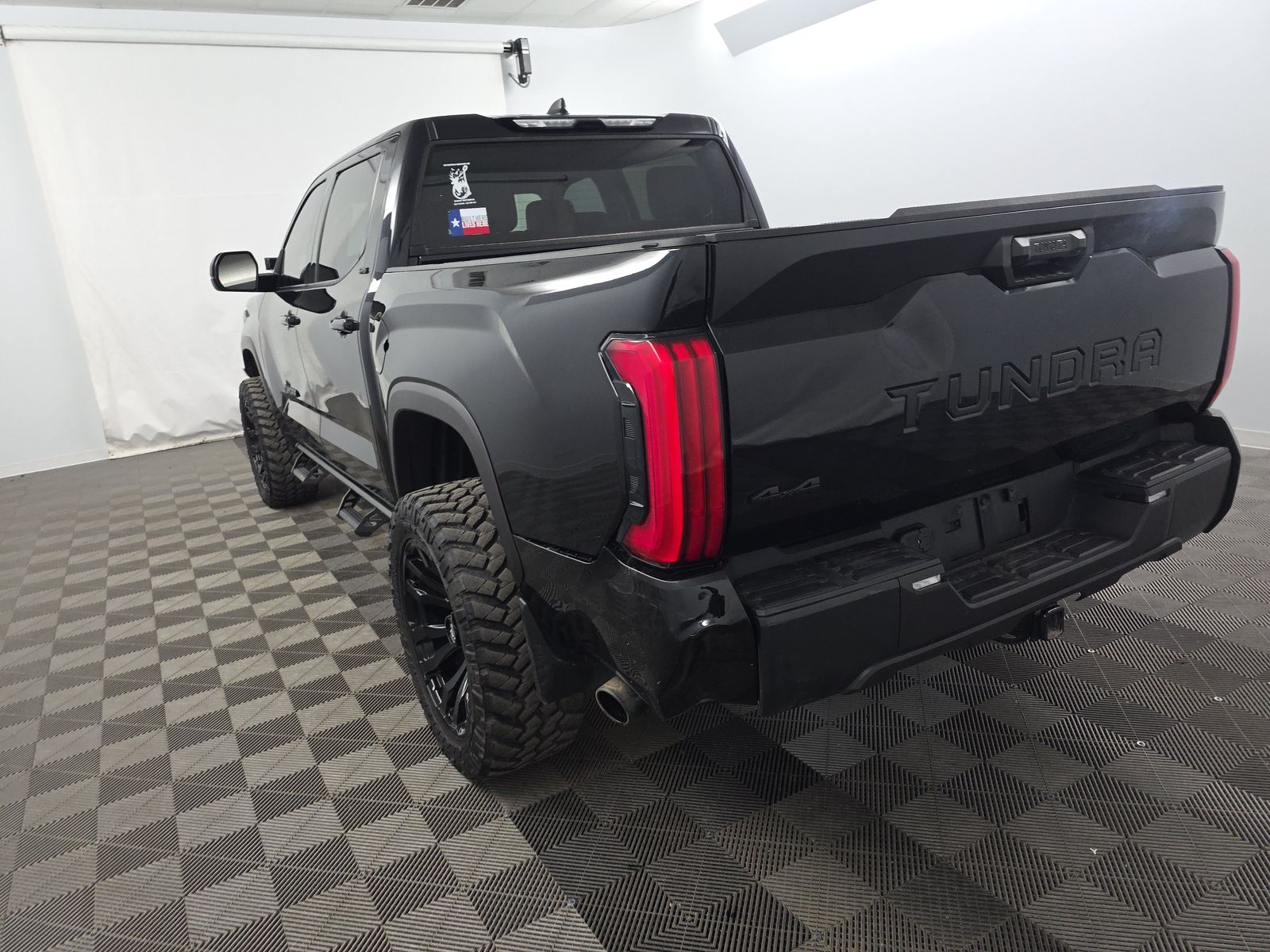 2024 Toyota Tundra SR5 AWD