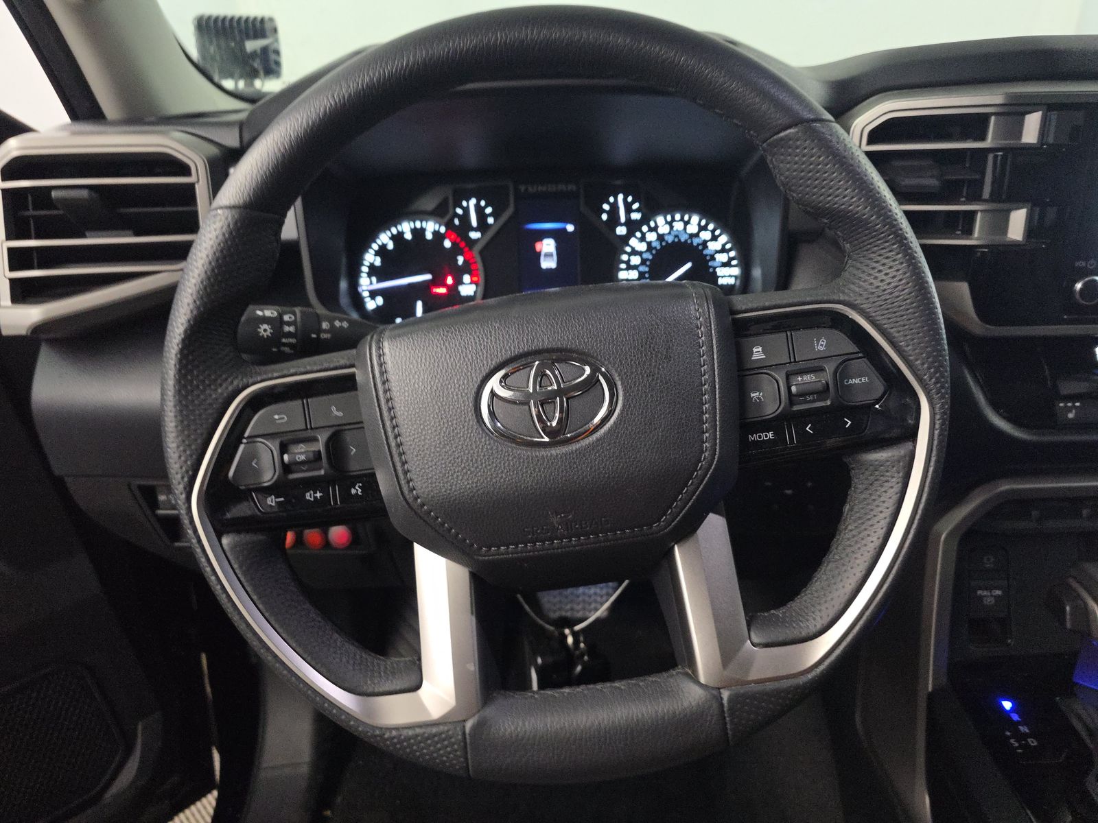 2024 Toyota Tundra SR5 AWD