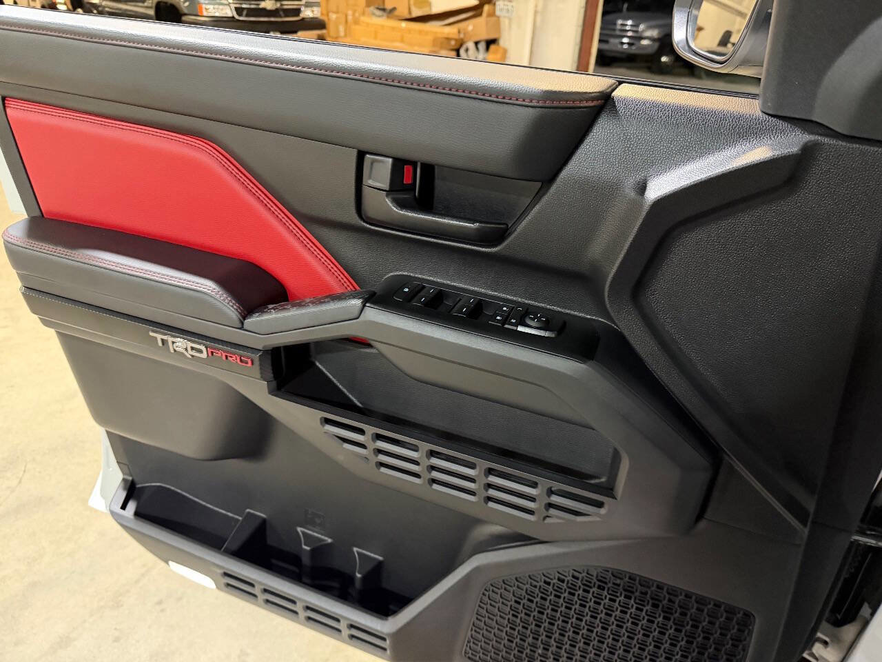 2025 Toyota Tacoma Hybrid TRD Pro AWD