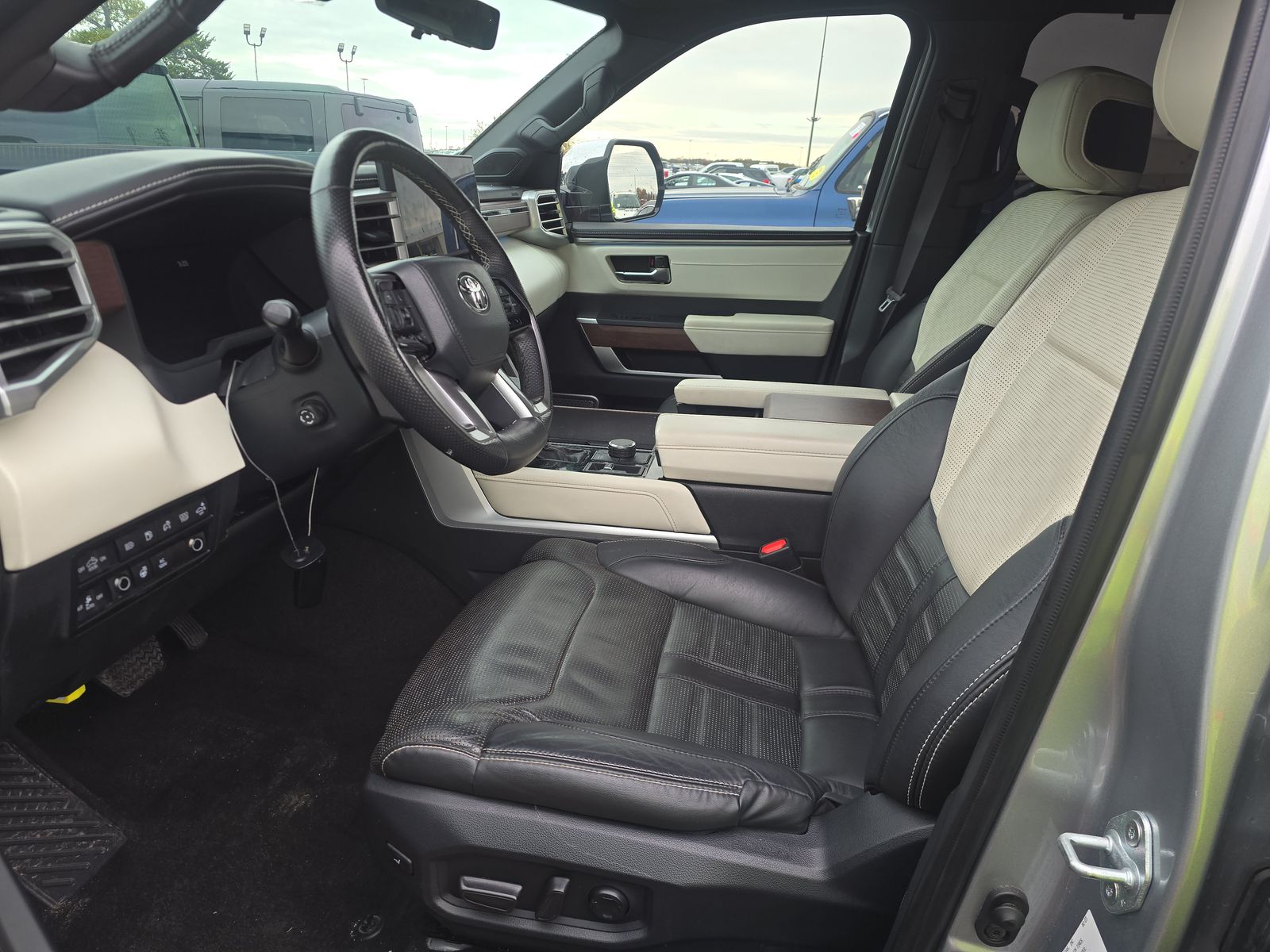 2023 Toyota Tundra Hybrid Capstone AWD