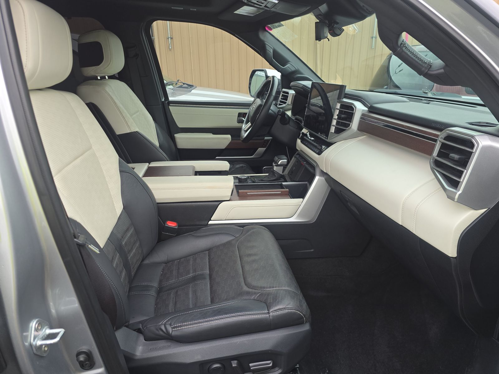 2023 Toyota Tundra Hybrid Capstone AWD