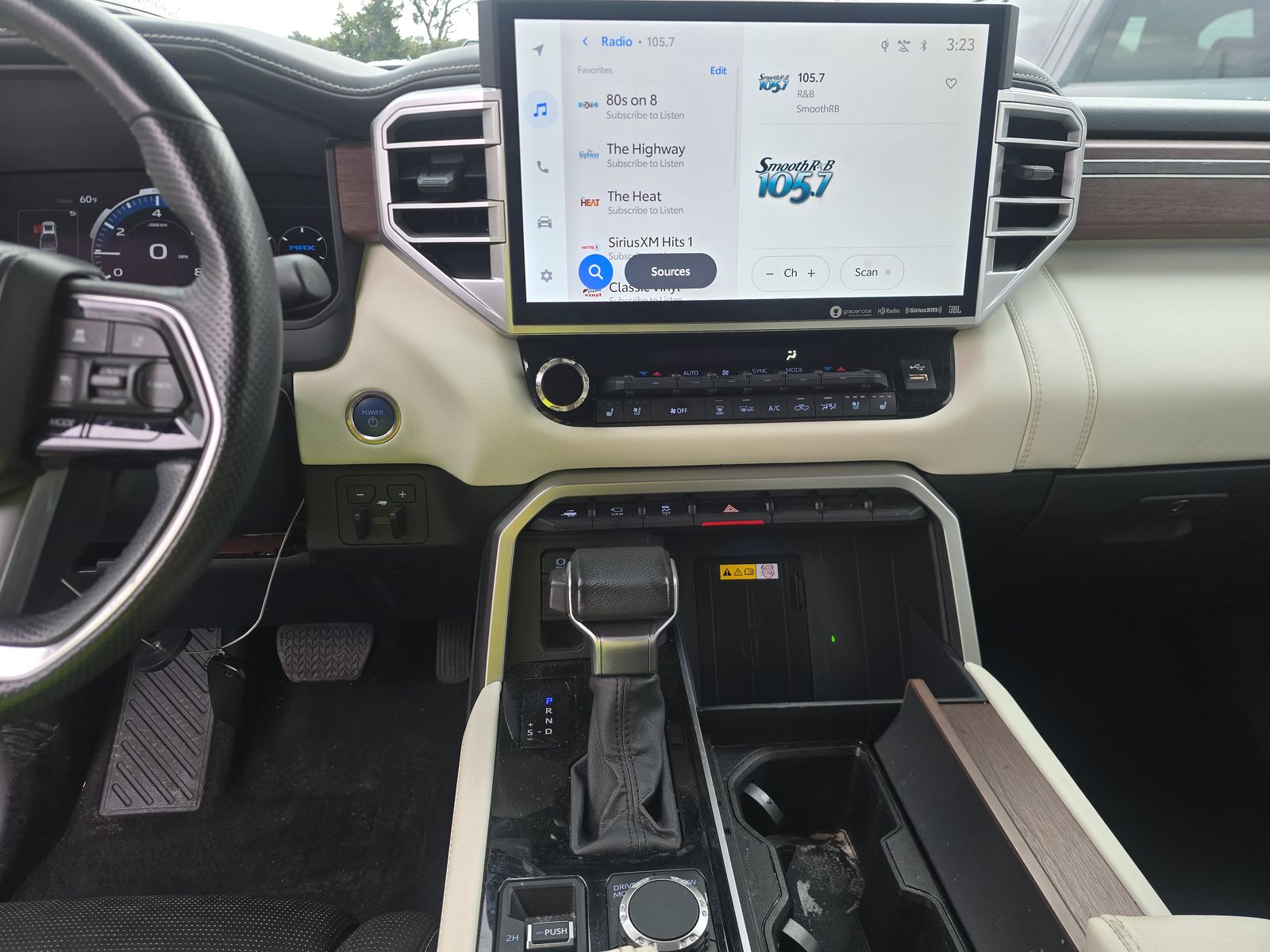 2023 Toyota Tundra Hybrid Capstone AWD