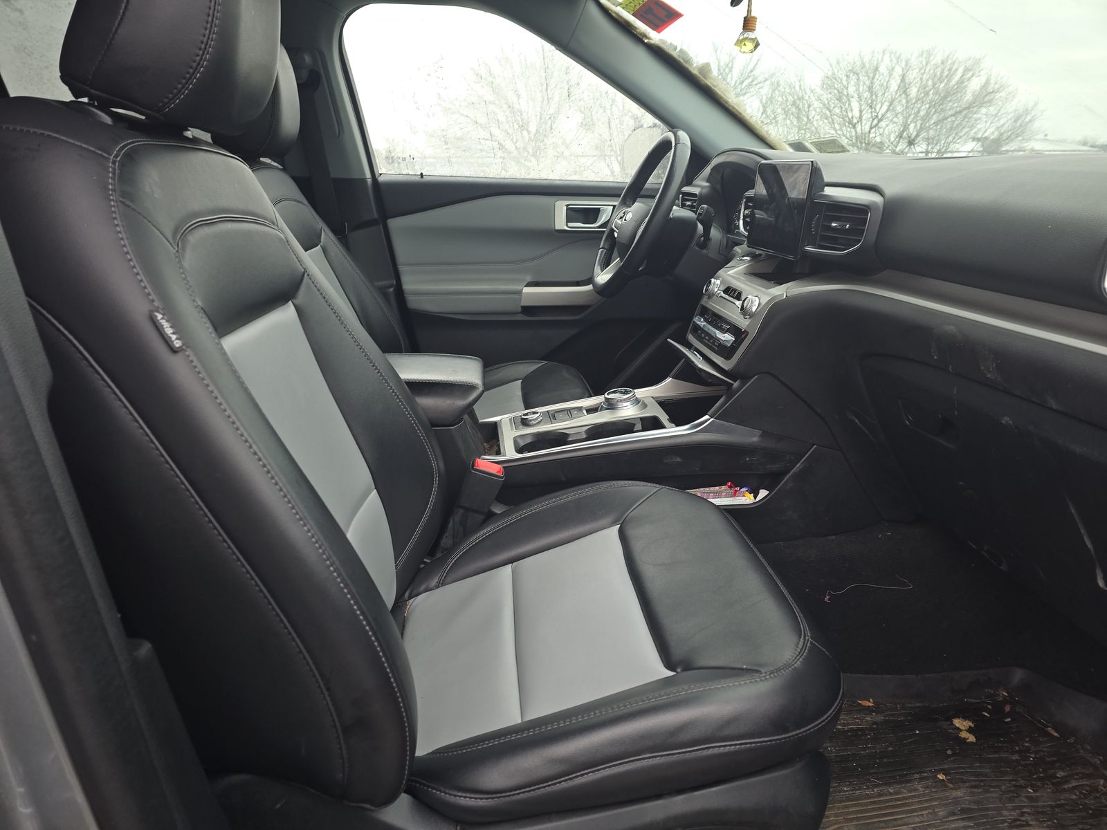 2023 Ford Explorer XLT AWD