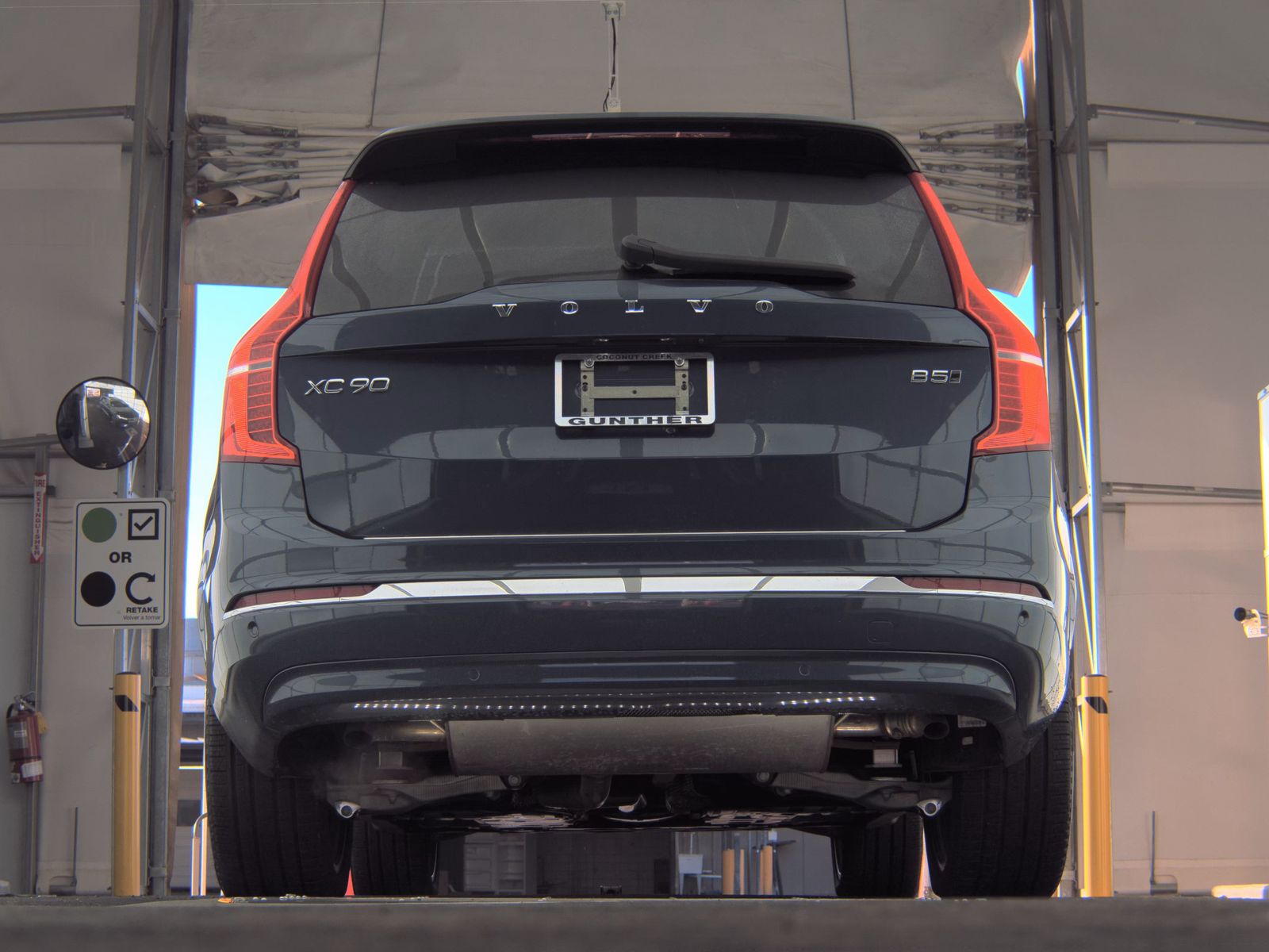 2025 Volvo XC90 B5 Plus AWD