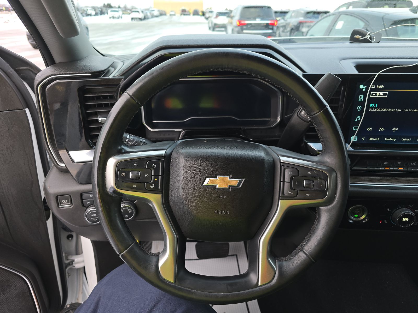 2023 Chevrolet Silverado 1500 LT AWD