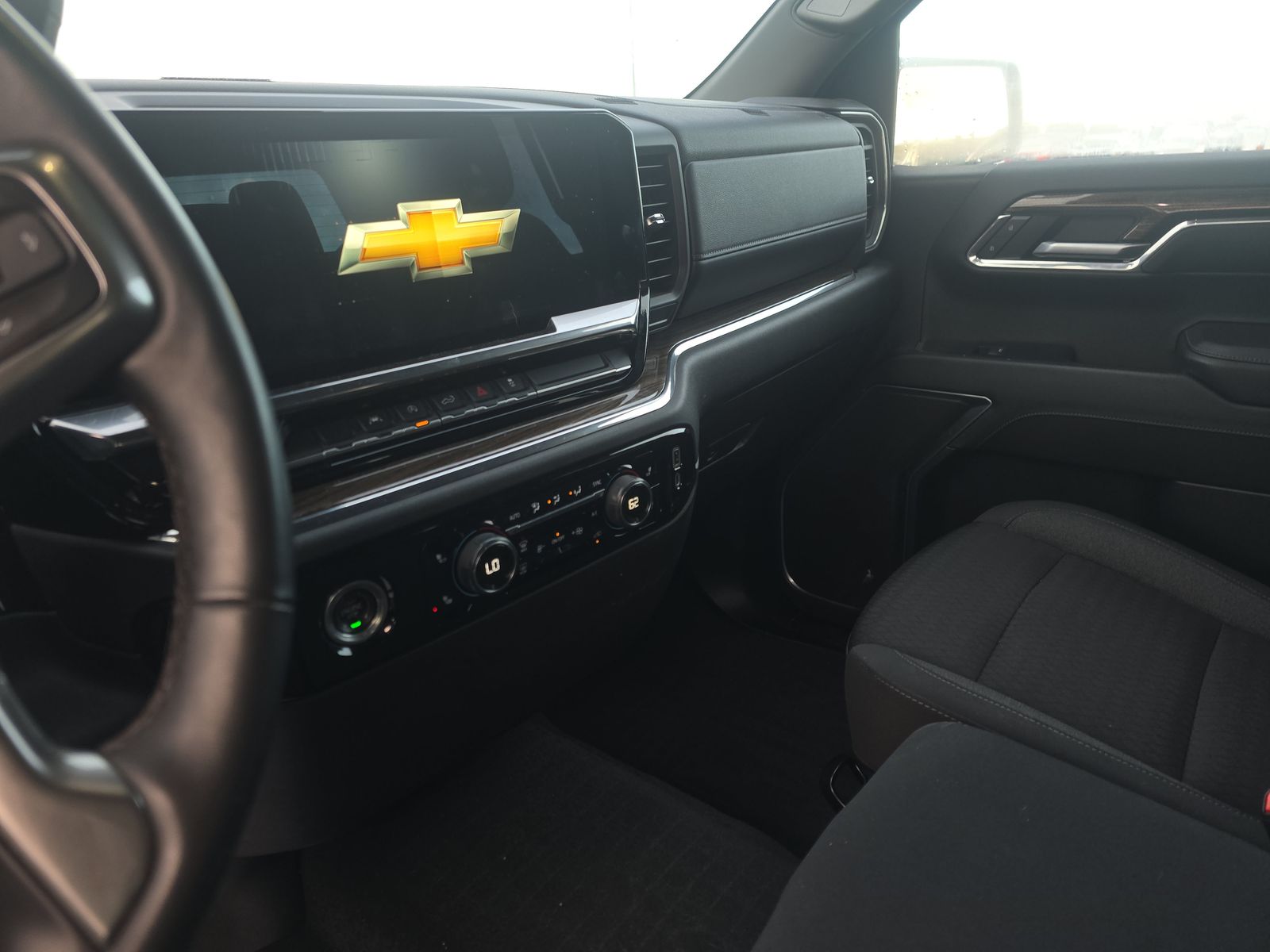 2023 Chevrolet Silverado 1500 LT AWD