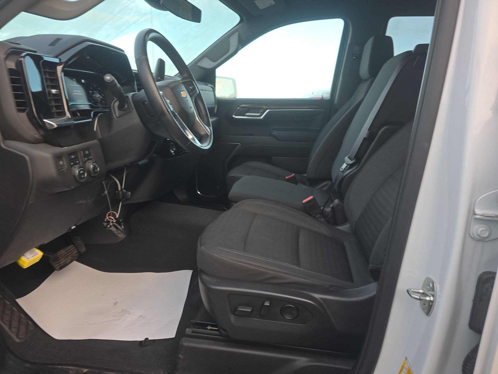 2023 Chevrolet Silverado 1500 LT AWD