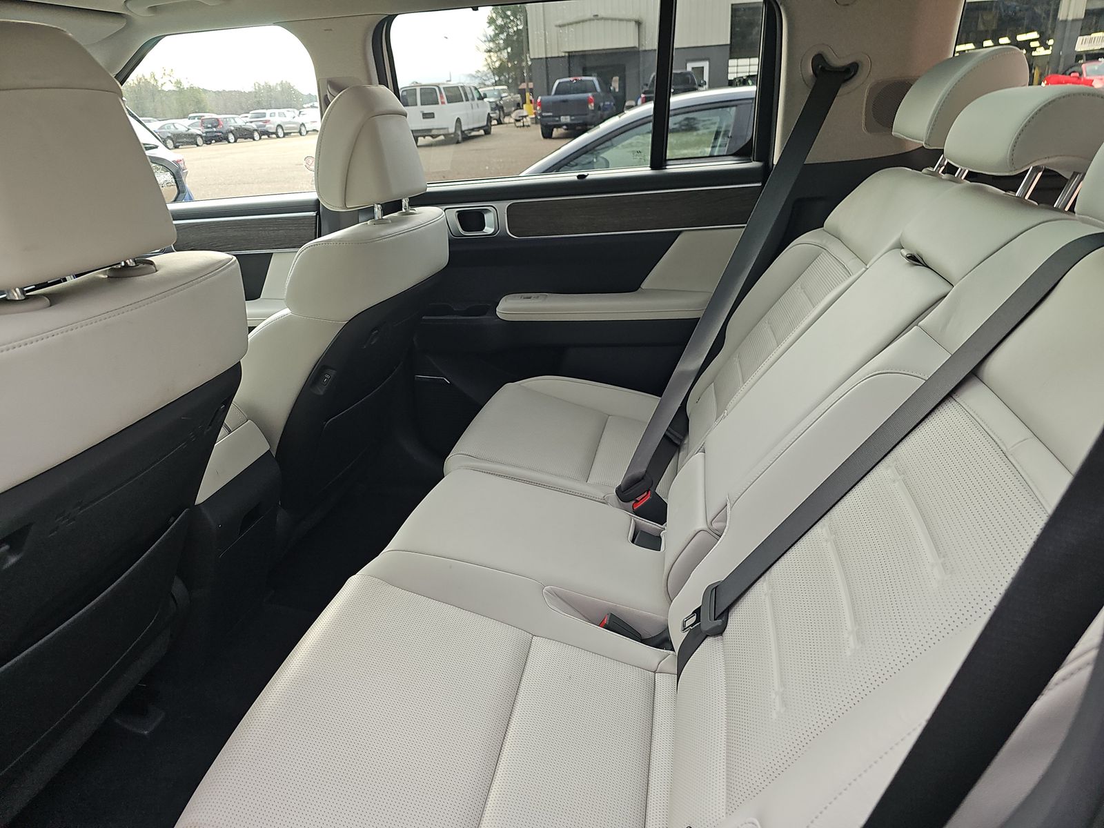 2025 Hyundai Santa Fe Hybrid Limited FWD