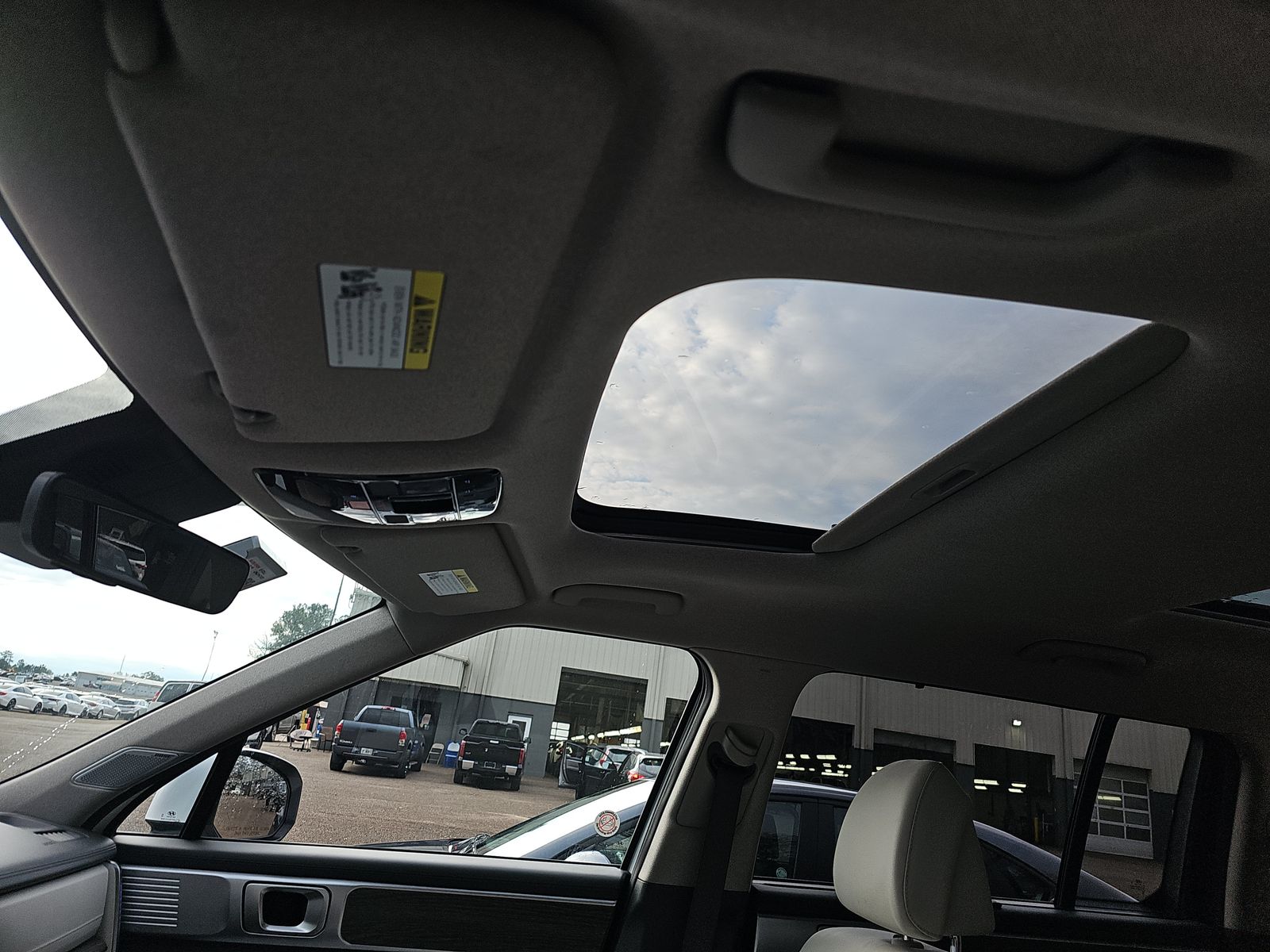 2025 Hyundai Santa Fe Hybrid Limited FWD