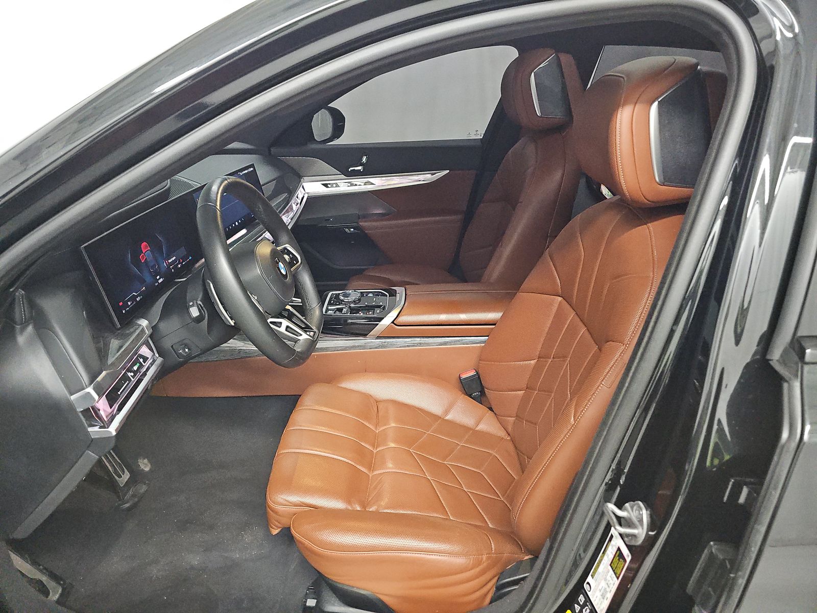 2023 BMW 7 Series 760i xDrive AWD