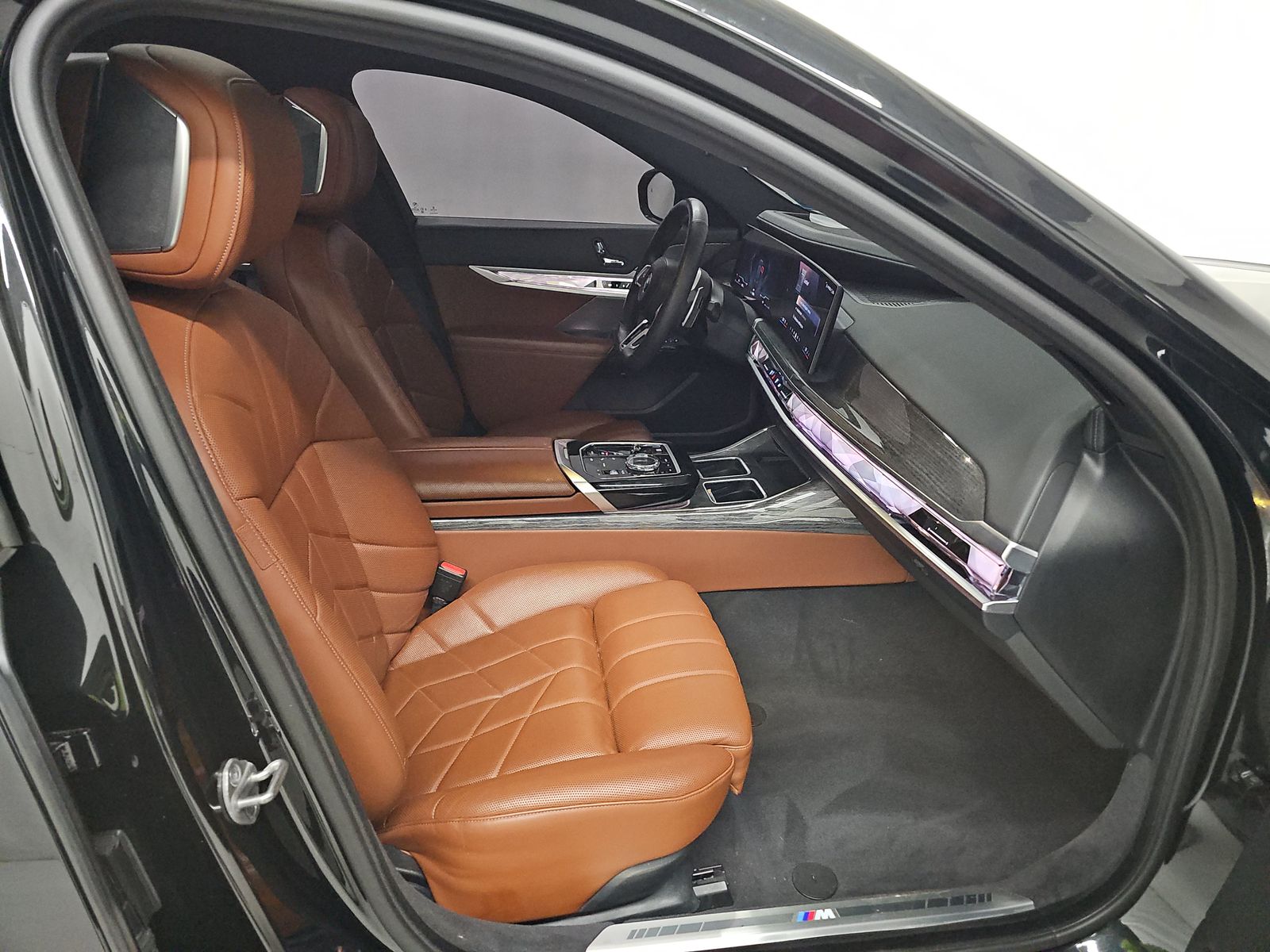 2023 BMW 7 Series 760i xDrive AWD