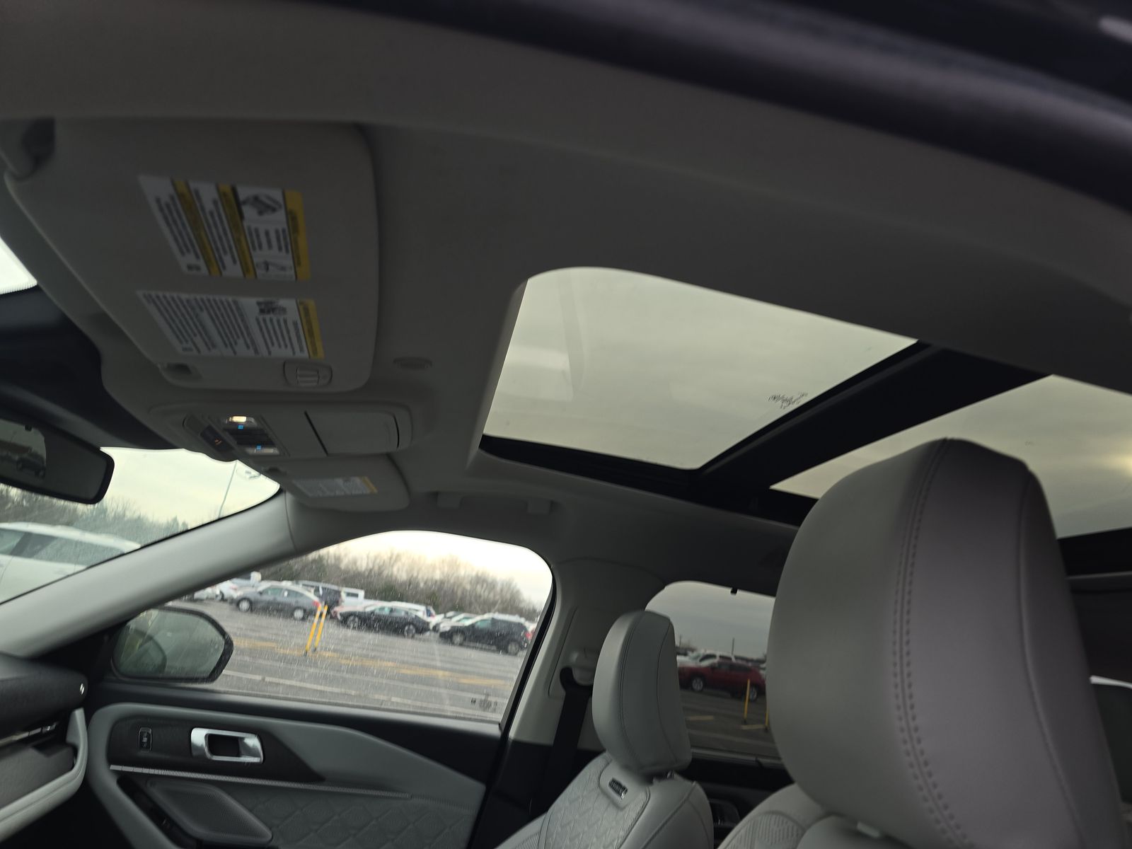 2025 Ford Explorer Platinum AWD