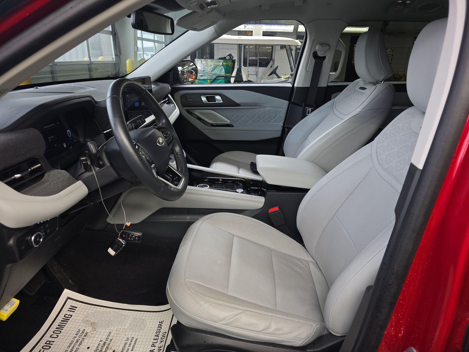 2025 Ford Explorer Platinum AWD