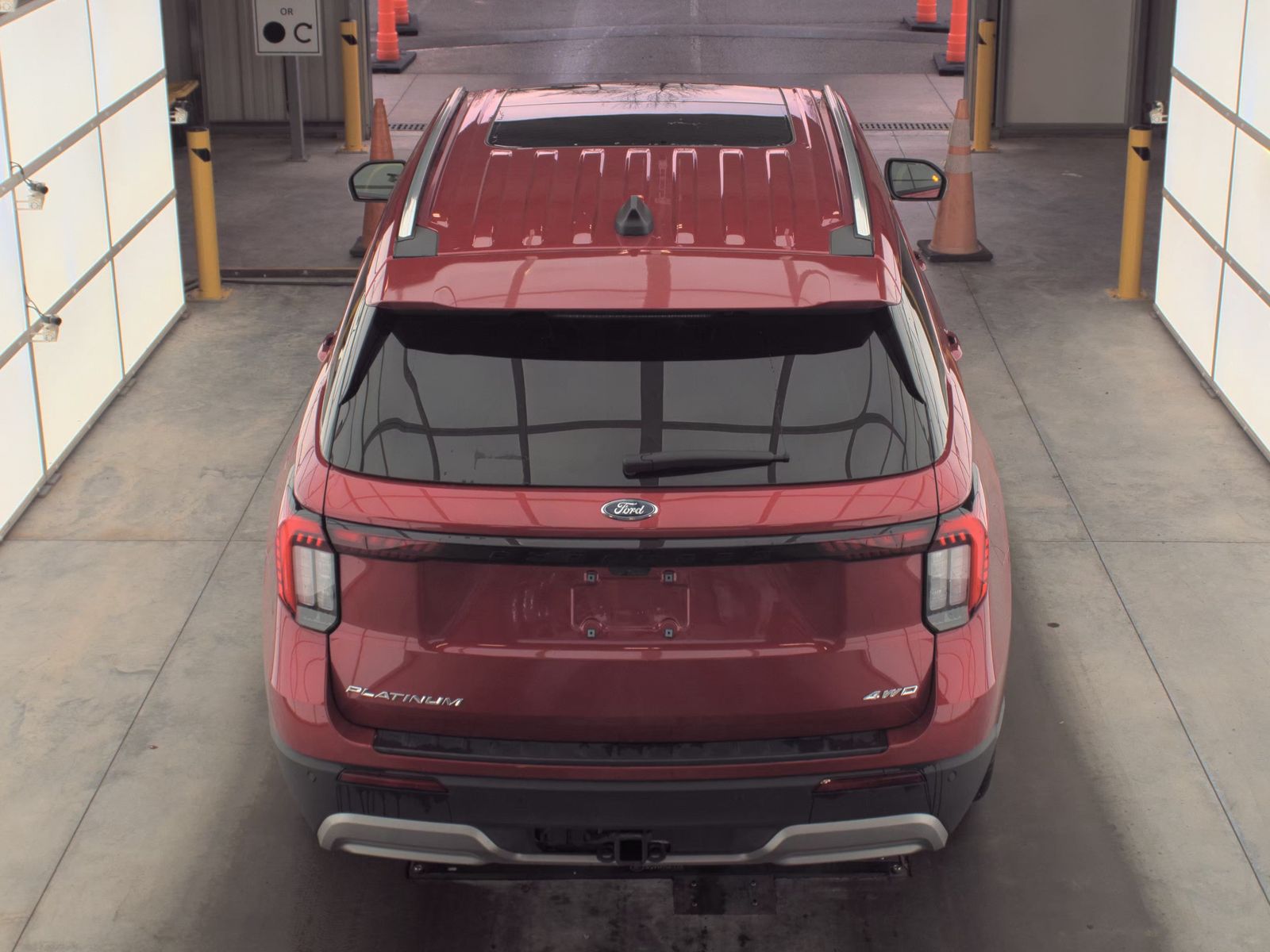 2025 Ford Explorer Platinum AWD