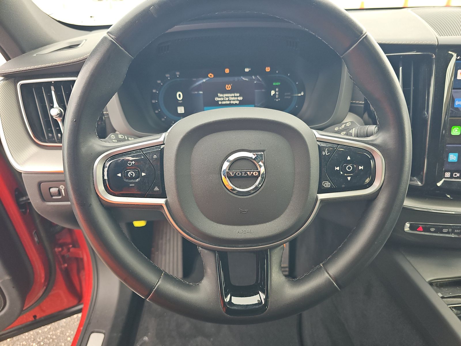 2022 Volvo XC60 Recharge T8 R-Design AWD