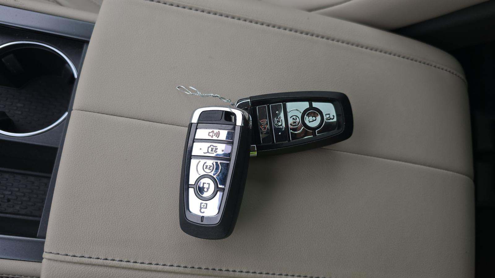 2025 Lincoln Nautilus Premiere AWD