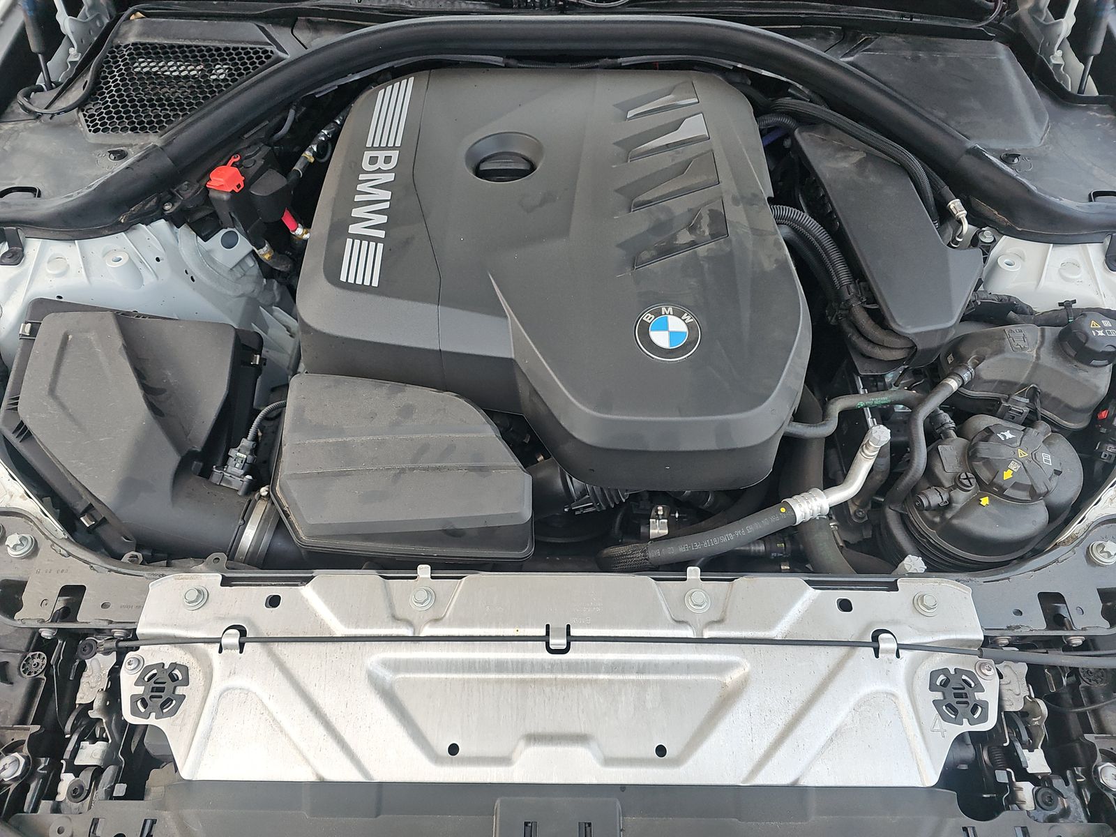 2025 BMW 3 Series 330i xDrive AWD