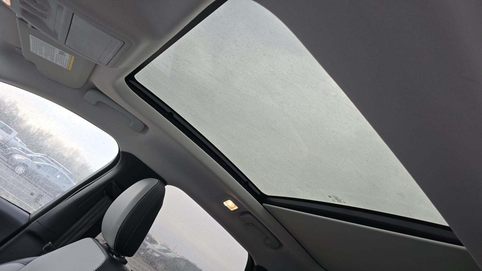 2025 Ford Escape Hybrid Platinum AWD