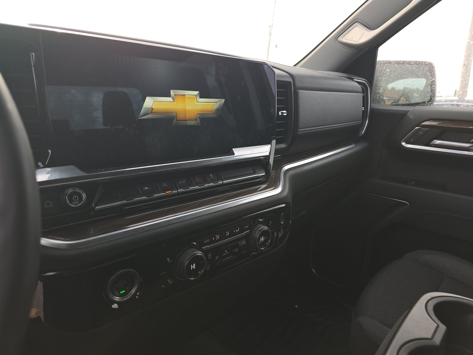 2023 Chevrolet Silverado 1500 LT AWD