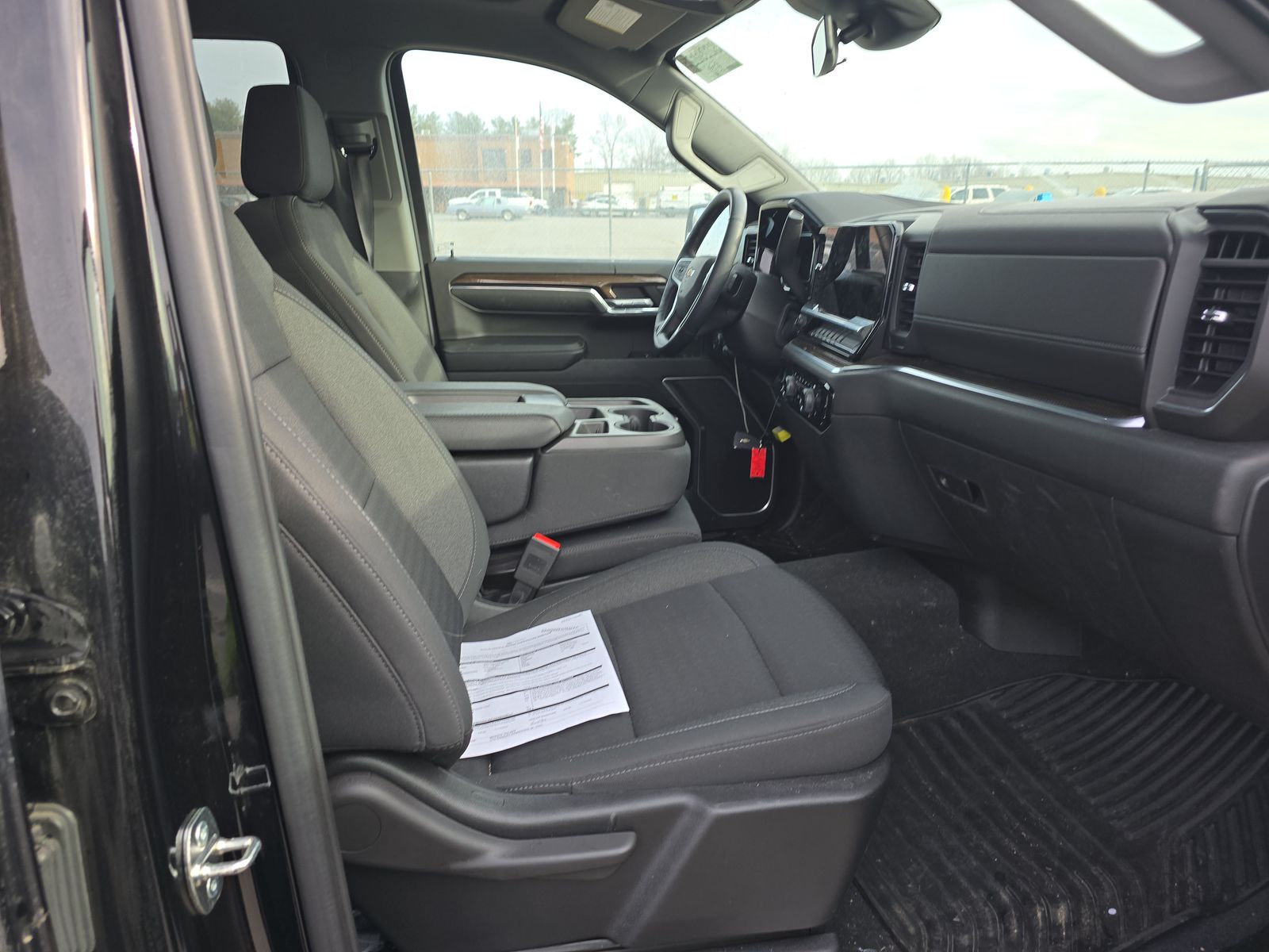 2023 Chevrolet Silverado 1500 LT AWD