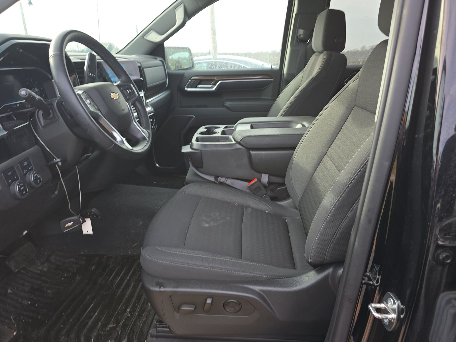 2023 Chevrolet Silverado 1500 LT AWD