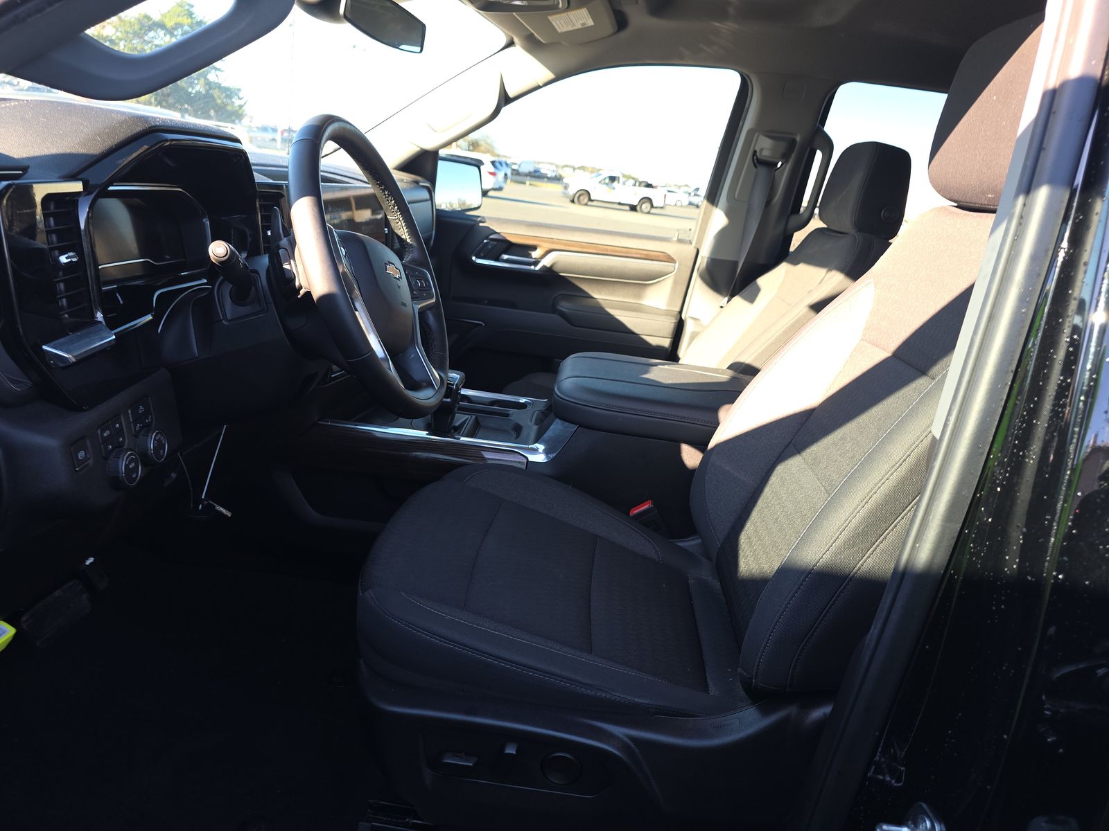 2024 Chevrolet Silverado 1500 LT AWD