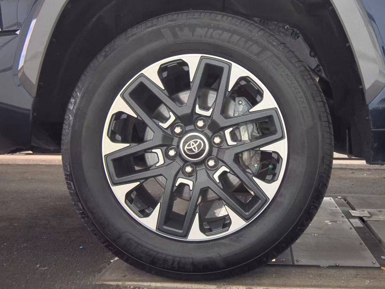 2023 Toyota Tundra Limited AWD