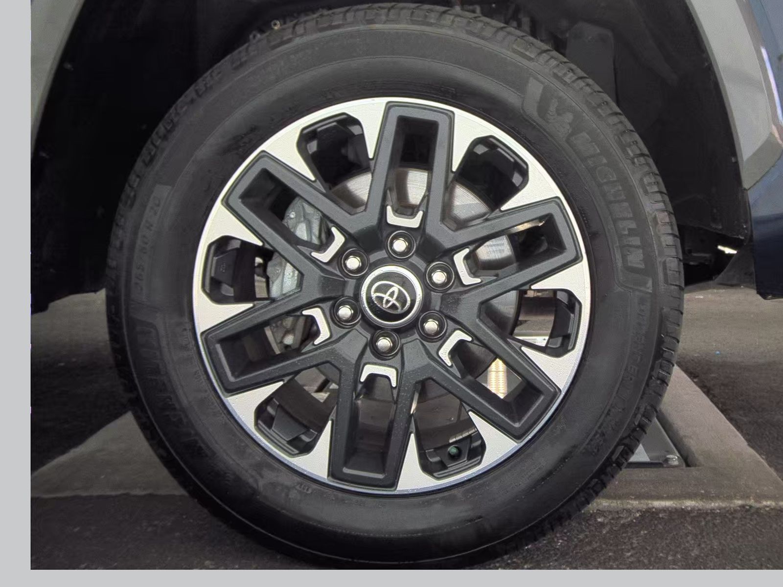 2023 Toyota Tundra Limited AWD