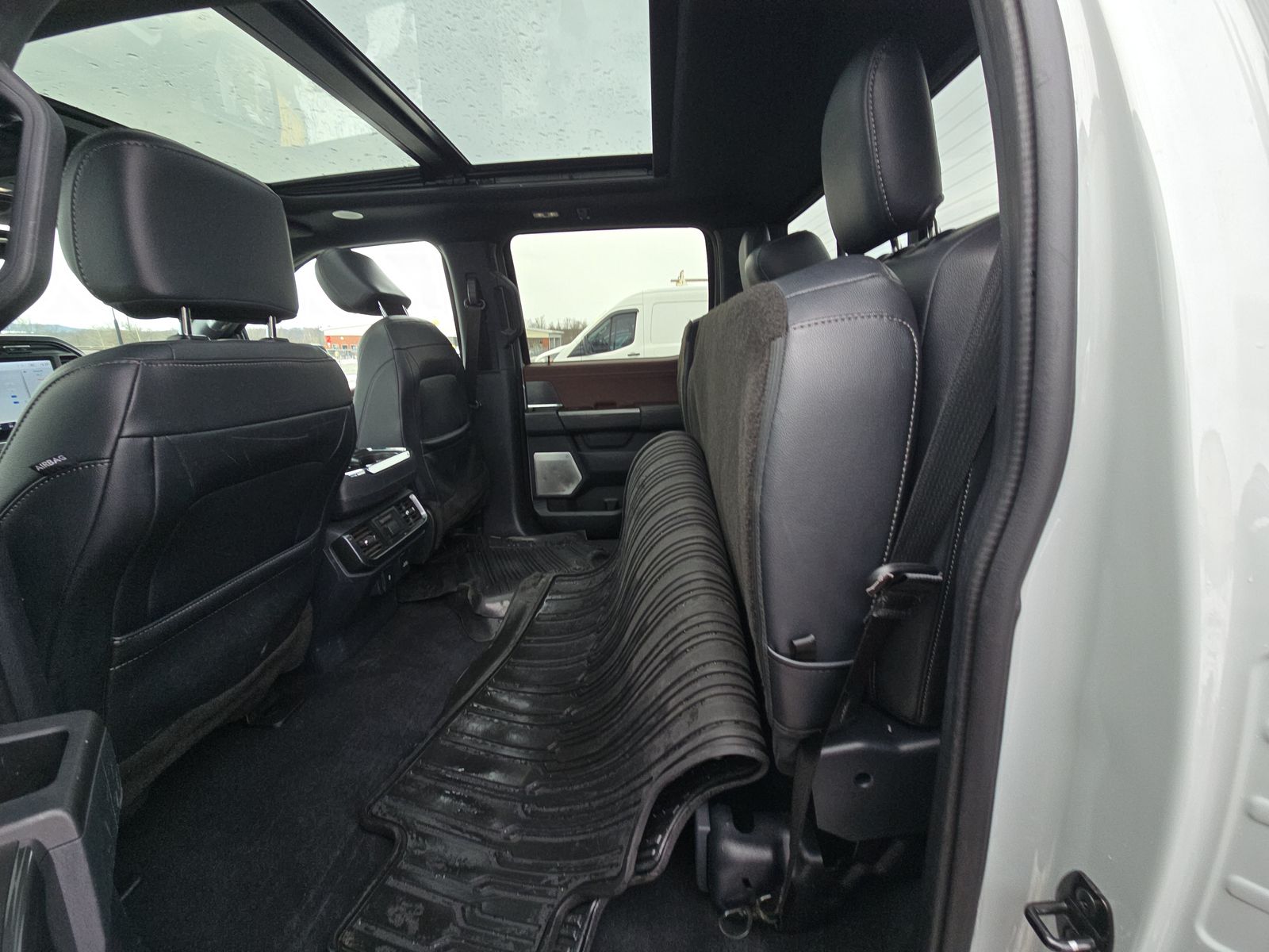 2023 Ford F-150 Lariat AWD