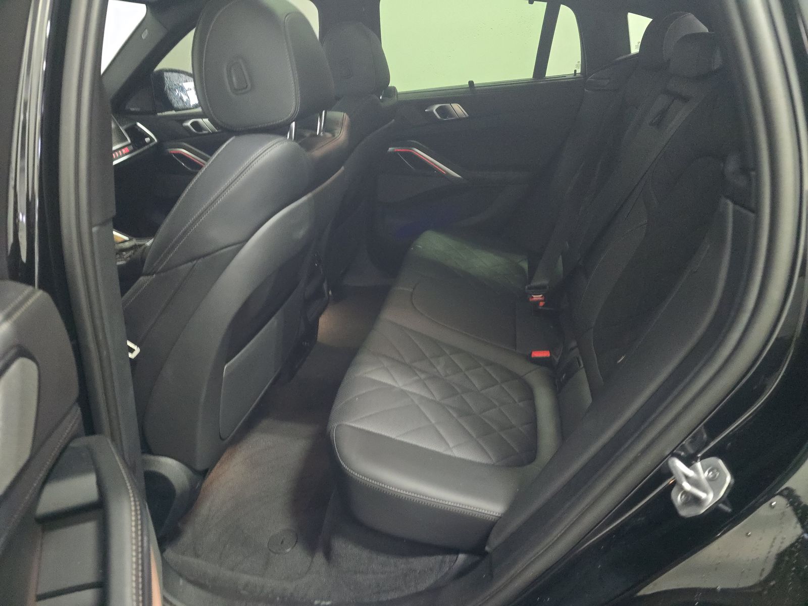 2024 BMW X6 xDrive40i AWD