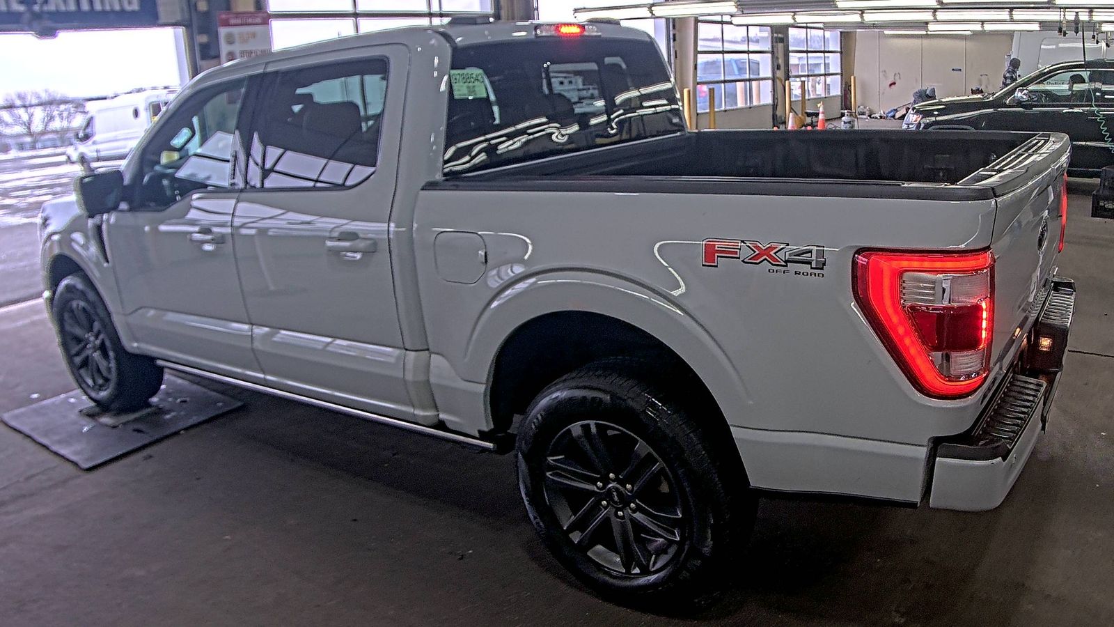 2023 Ford F-150 Lariat AWD