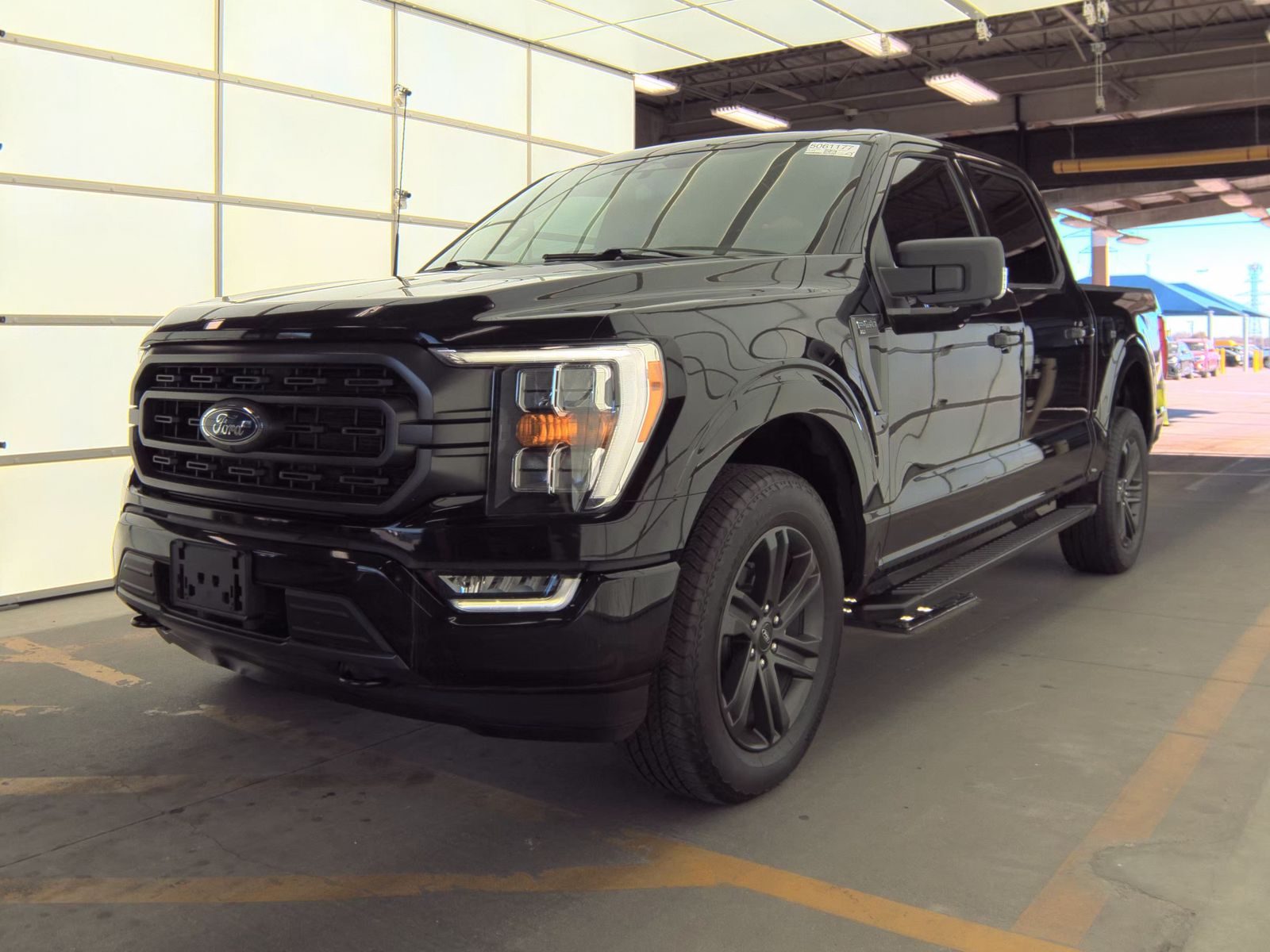 2023 Ford F-150 XLT AWD